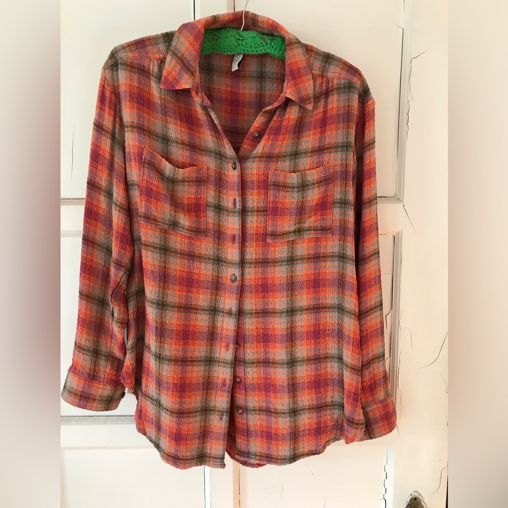 Plaid Button-Up Shirt in Red and Orange